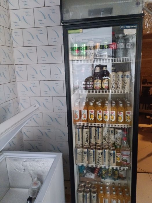 Продам холодильник для напитков