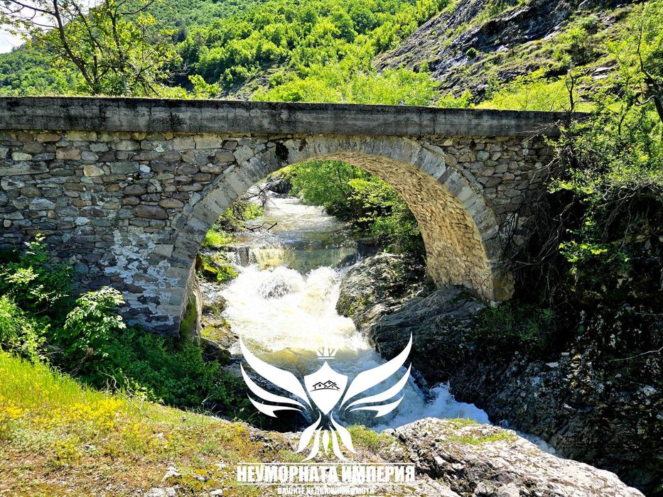 Продавам 2бр. парцели 1890кв.м в с.Тополово, общ.Асеновград статут УПИ