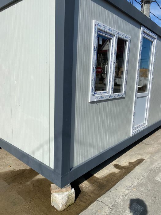 Vând containere standard