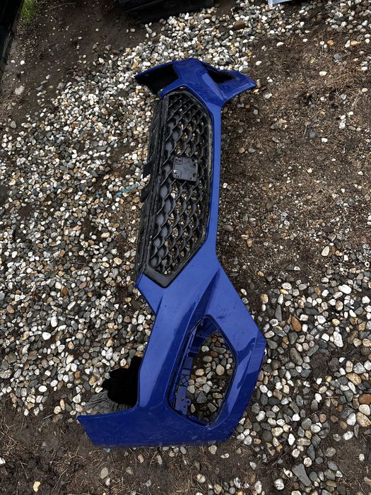 Bară față .grila radiator seat ateca.cod:575853654.M.