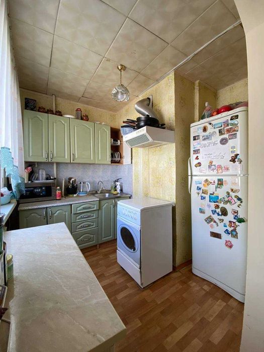 Продаётся 3х студия, по Республики, 3 мкр, 3 этаж не угловая