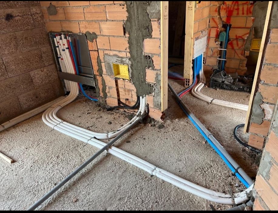 Renovări la Cheie Rădăuți și Imprejurimi – Instalații și Finisaje