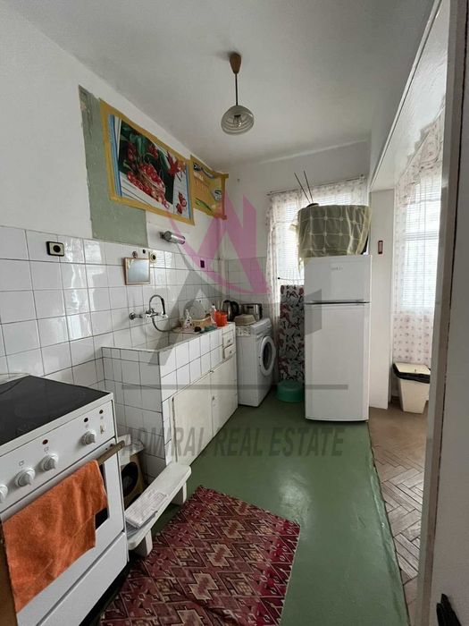 Продава се Тристаен апартамент в с. Чайка, Област Варна - 110 кв.м за 1810 €/кв.м - Снимка #2