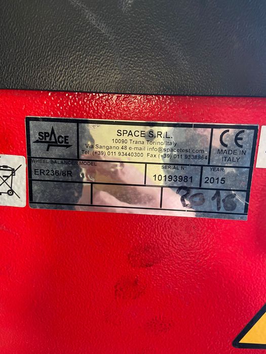 Баланс машина за гуми