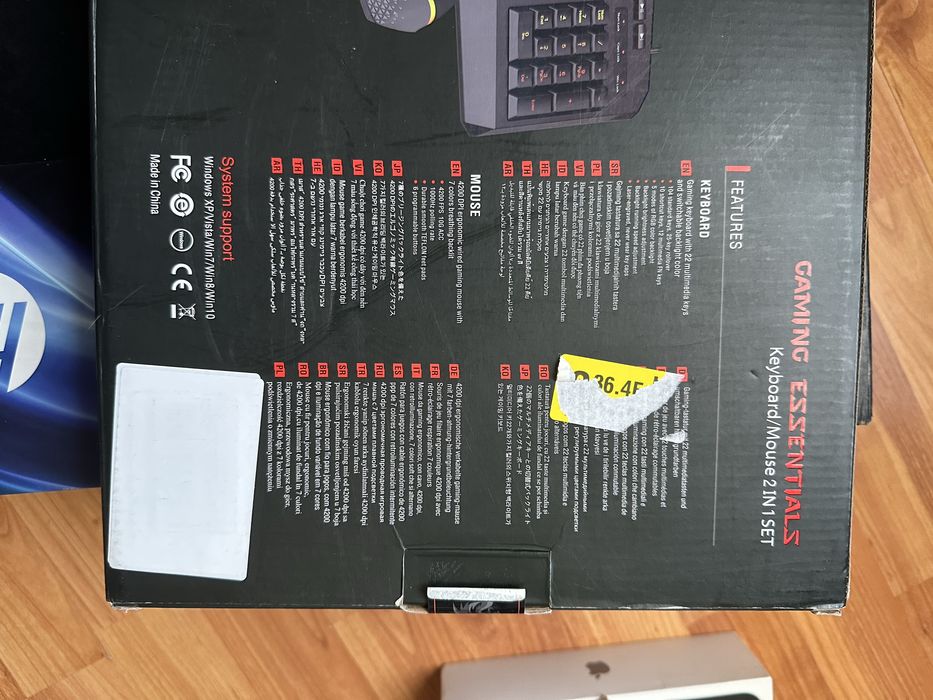 Vand mouse tastatura plus un set care le contine pe amandoua