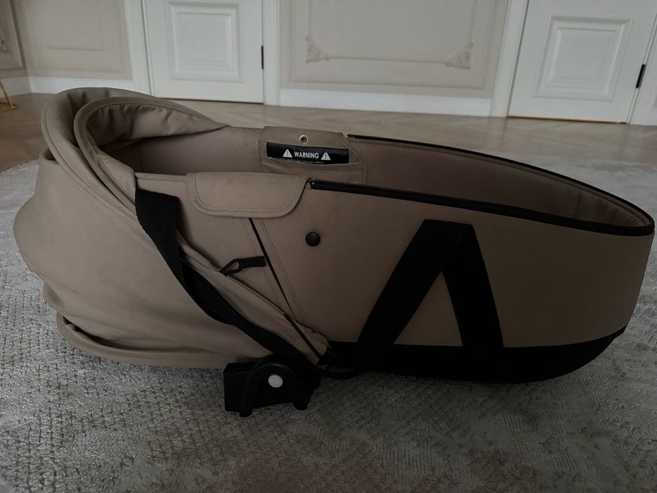 Продам люльку Yoyo