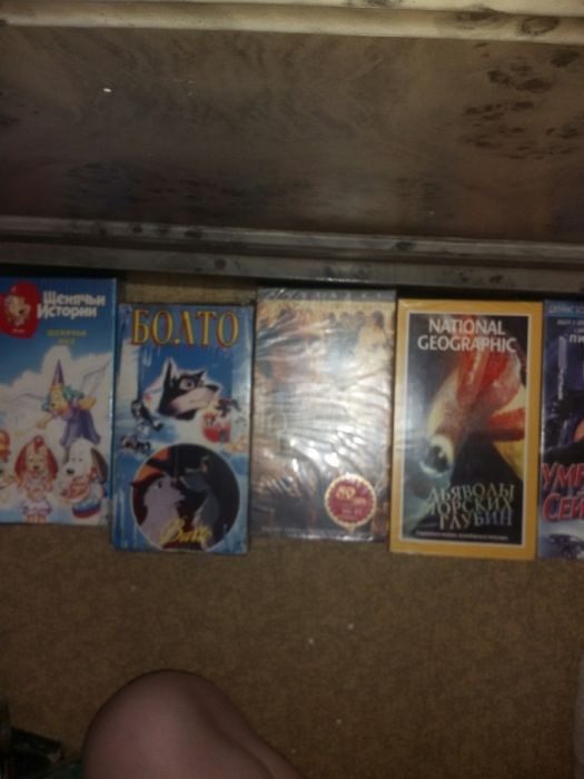 Видеомагнитафон с кассетами