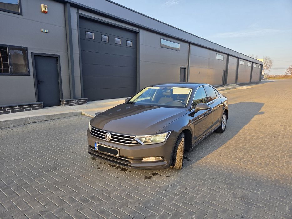 Vw Passat B8 , an 2015 , 2.0 - 150 cp , automata , proprietar