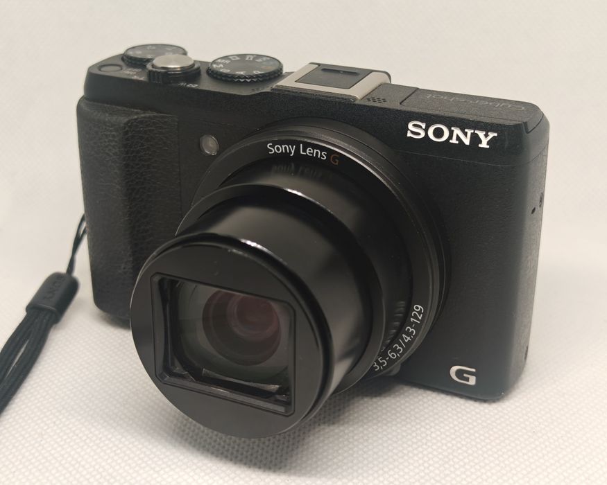Sony Cyber-shot DSC-HX60V – compactă premium cu zoom 30x