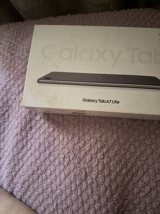 Поодам планшет samsung