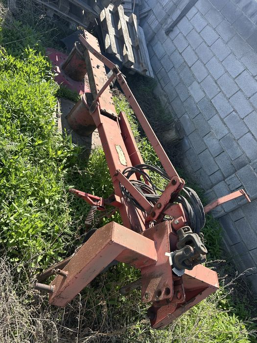 Трактор мтз-80 в хорошем состояний!