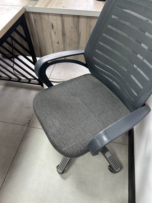 Офисная мебель лофт в ассортименте почти новая