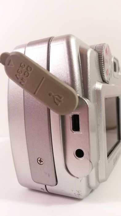 Фотоапарат Samsung DigiMax 370 за части или ремонт