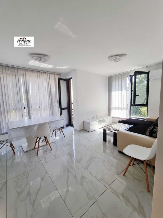 Дава се под наем Тристаен апартамент в Стара Загора, Център - 88 кв.м за 510 € - Снимка #13