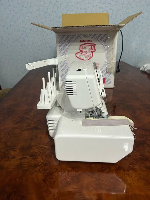 Оверлок Janome MyLock 205D