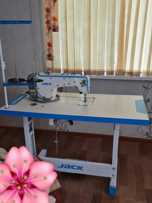 Жаңа тігін машинкасы