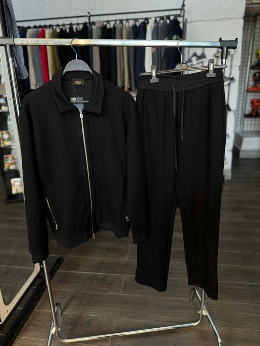 Мужской костюм Brioni