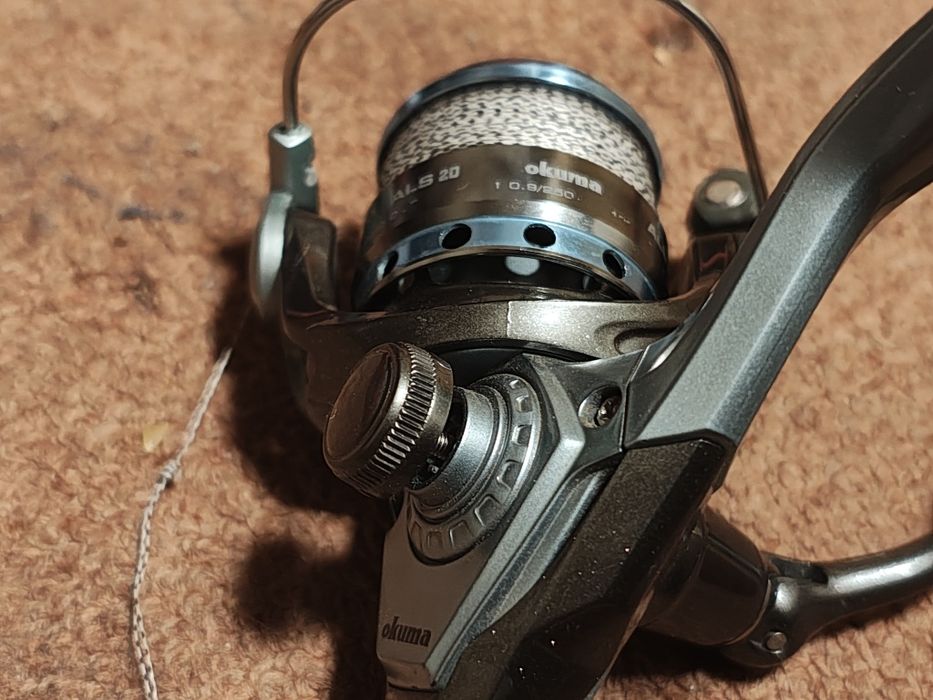 Спиннинг + катушка в отличном состоянии