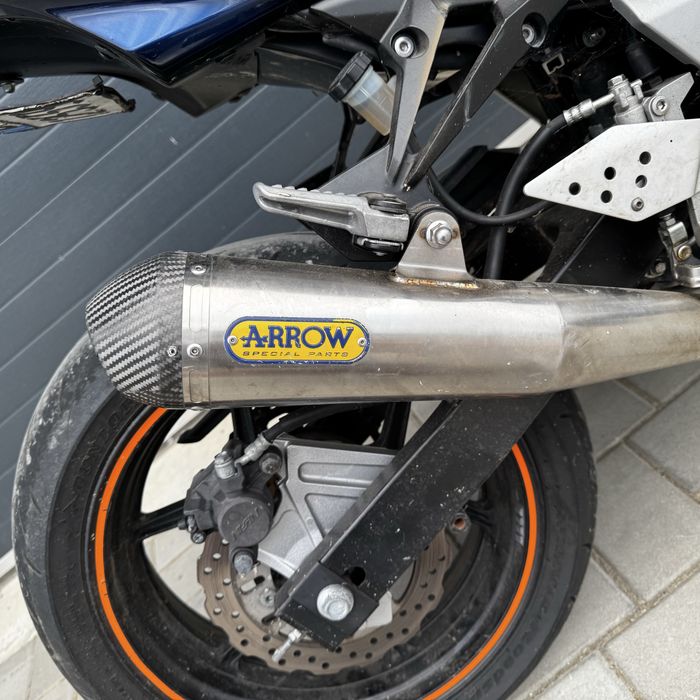 Kawasaki Z750 Naked  ( Nu gsr,sv,cbr,xj )
