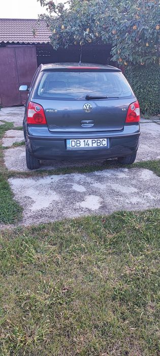 Vând Volkswagen Polo
