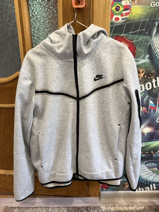 Продам кофты Nike Tech Fleece