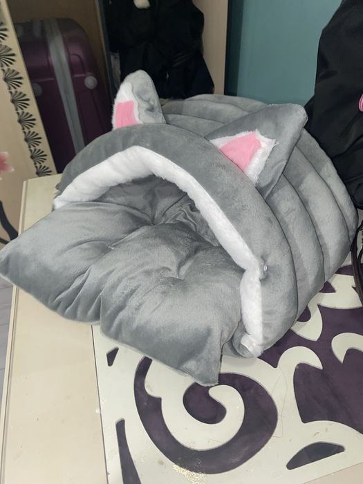 Уютная лежанка для котят