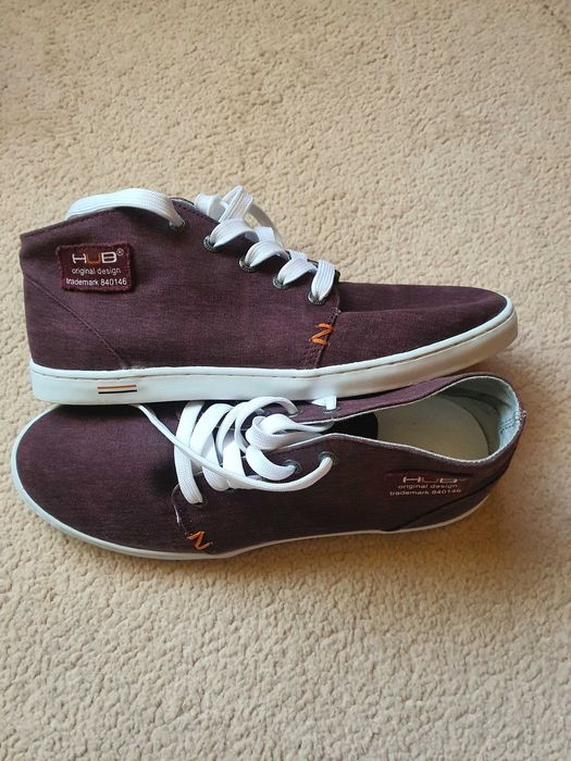 Продавам маратонки,ботуши,кецове:Trespass,Mizuno,Hub