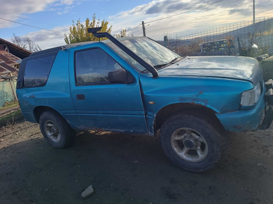 Opel frontera A 2.0 benzina DEZMEMBREZ