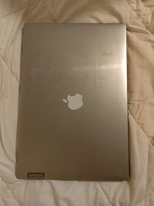 Laptop Lenovo IdeaPad - Ecran MARE 17.3 inch - Ryzen 3 - 8GB RAM