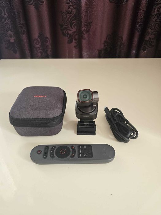 OBSBOT Tiny 2 Lite 4K + Telecomandă Originală – AI Tracking, Ca Nouă