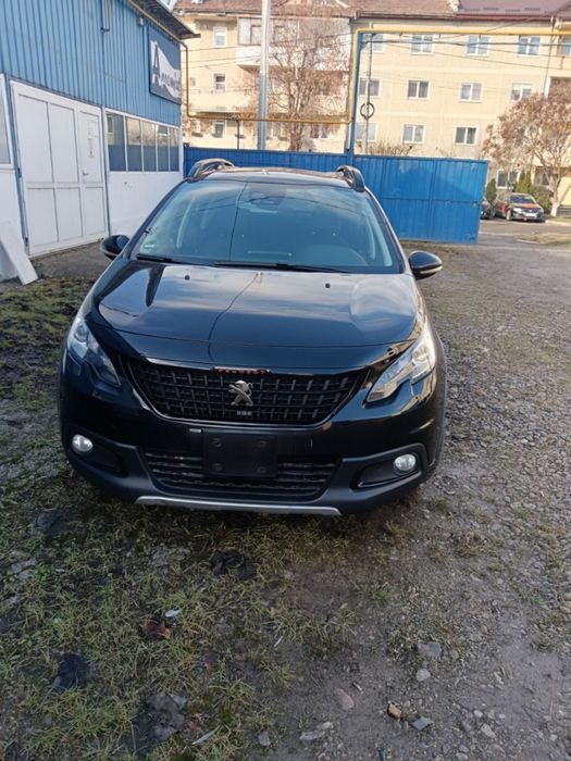 Peugeot 2008 GT LINE 1.2 PURETECH