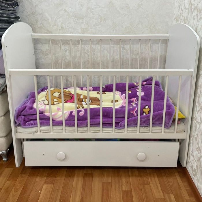 Продам кровать манеж