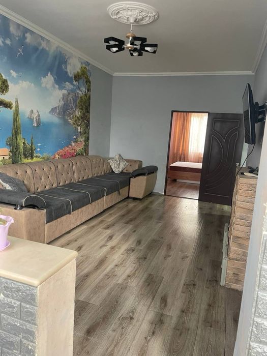 Продаю 3-х ком. Квартиру на ттз-1  возле 210 школы