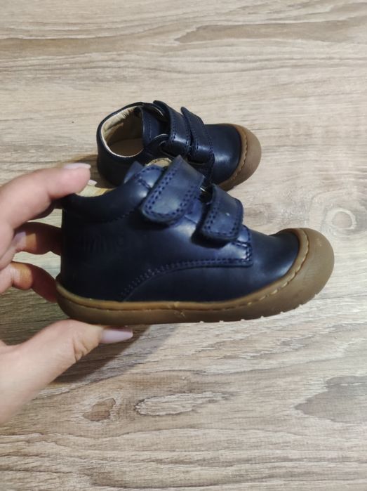 Детская кожаная обувь LAMINO