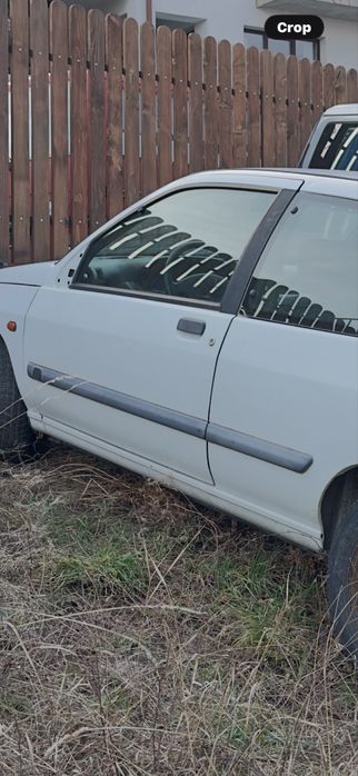 Renault clio 1 1.4 бензин на части или цяла