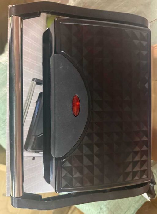 Мултифункционален грил тостер 1000W - терморегулатор и отваряне на 180°