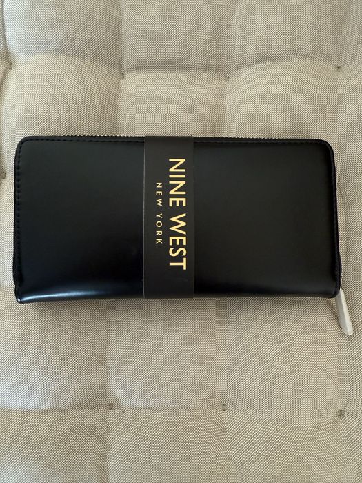 Кожено ново портмоне Nine West