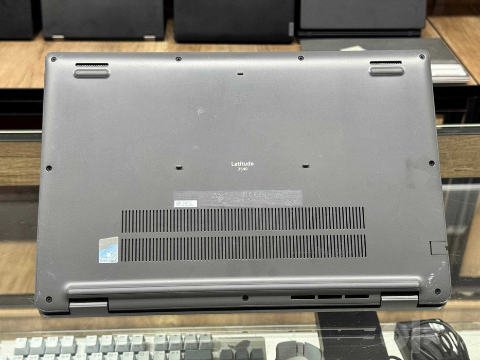DELL Inspiron 15 3540 Core i5-1335U ram 8 ssd 256