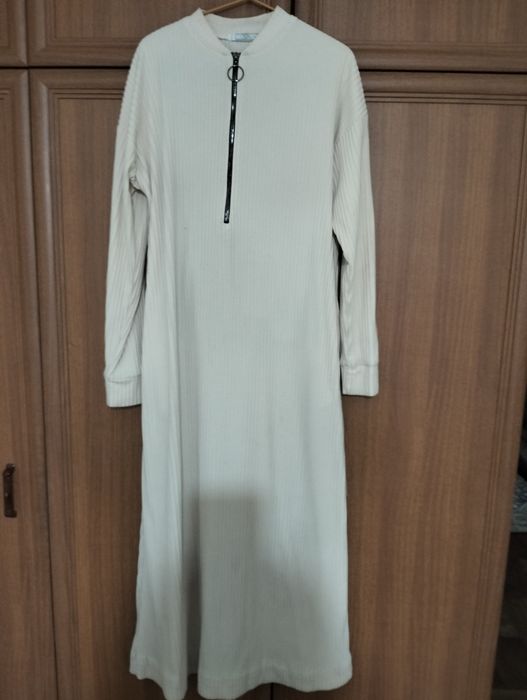 Одежда женская срочно продам