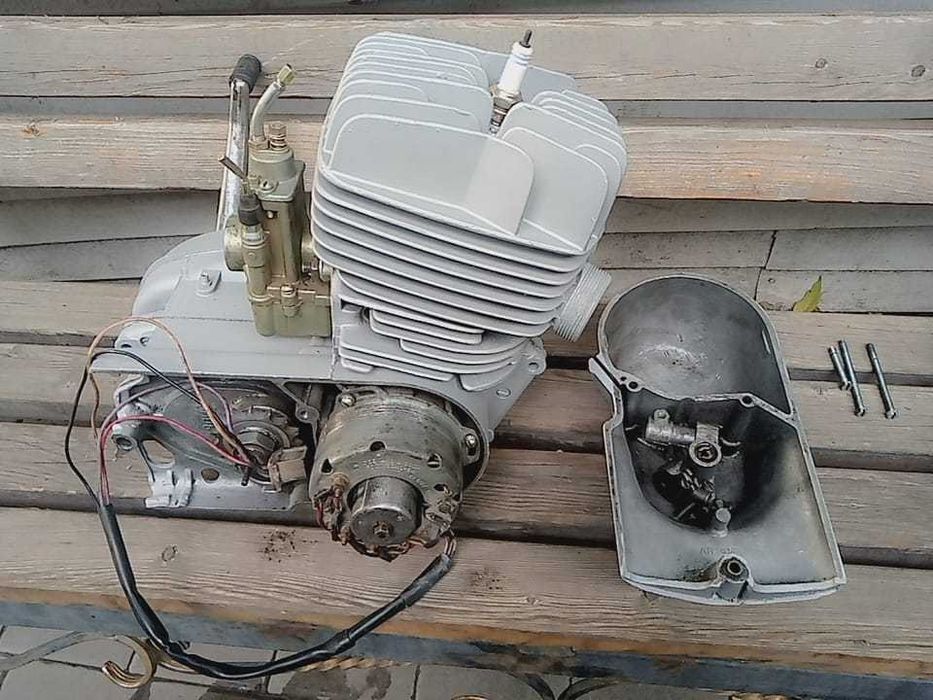 мотор двигатель на мотоцикл Восход