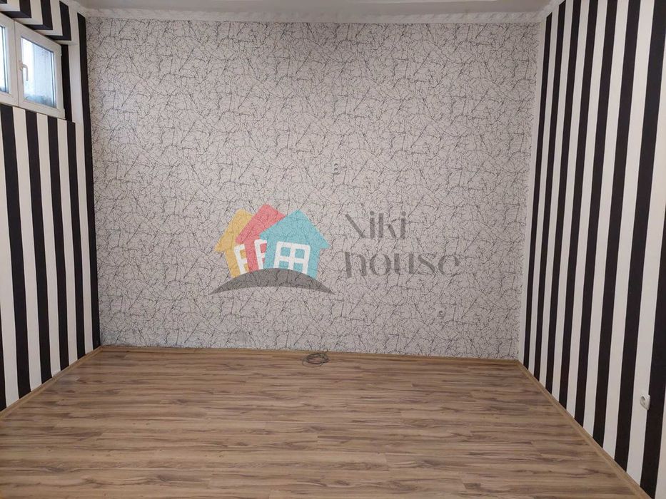 Дава се под наем Офис в Варна, Център - 75 кв.м за 650 € - Снимка #4