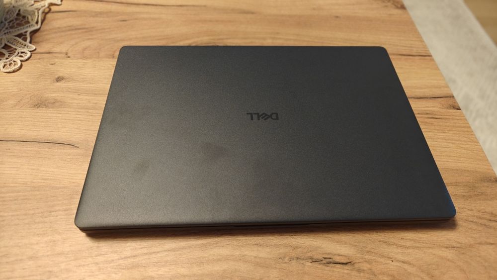 Laptop Dell Pro16 PC16250
