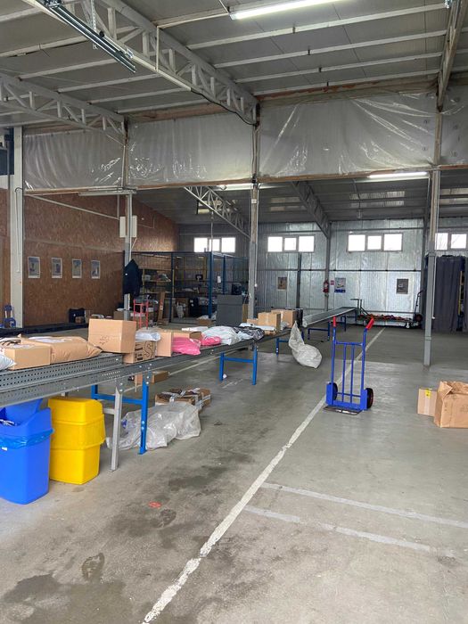Spatiu Comercial - Magazin Showroom Hala Depozit Birou - Utilitati