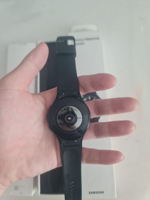 Продам galaxy watch 4 classic