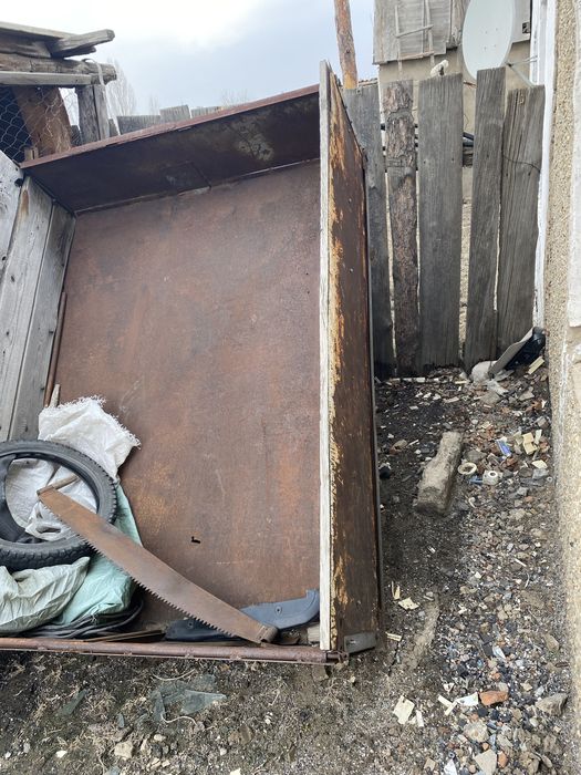 продам прицеп срочно