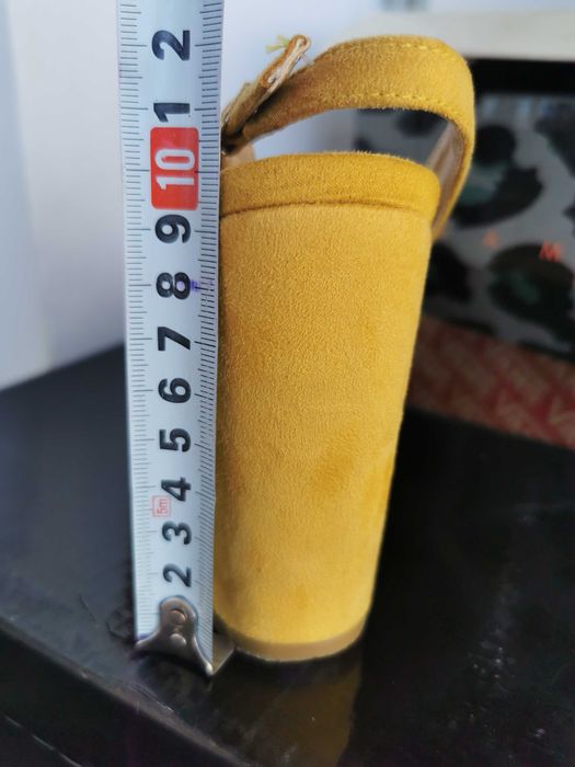 Sandale piele intoarsa