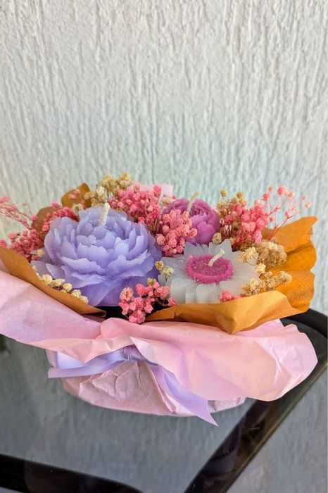 Букет от соеви свещи