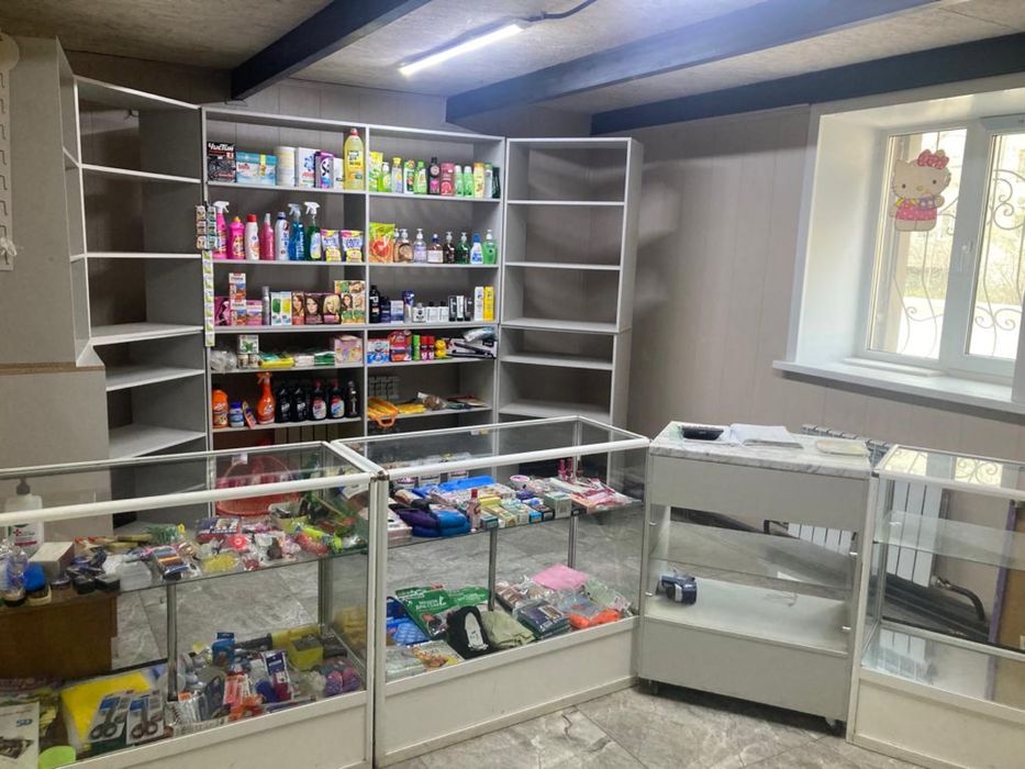 Продам стеллажи