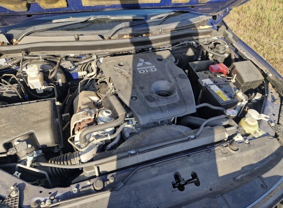 Dezmembrez Mitsubishi L200 2.4 4N15 2015-2018