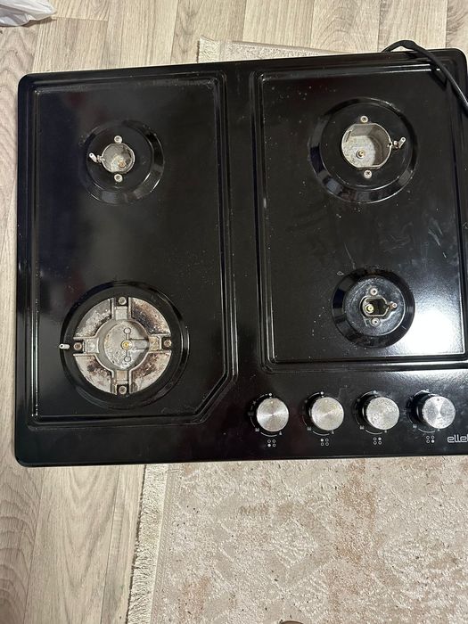 Продам газовую плиту
